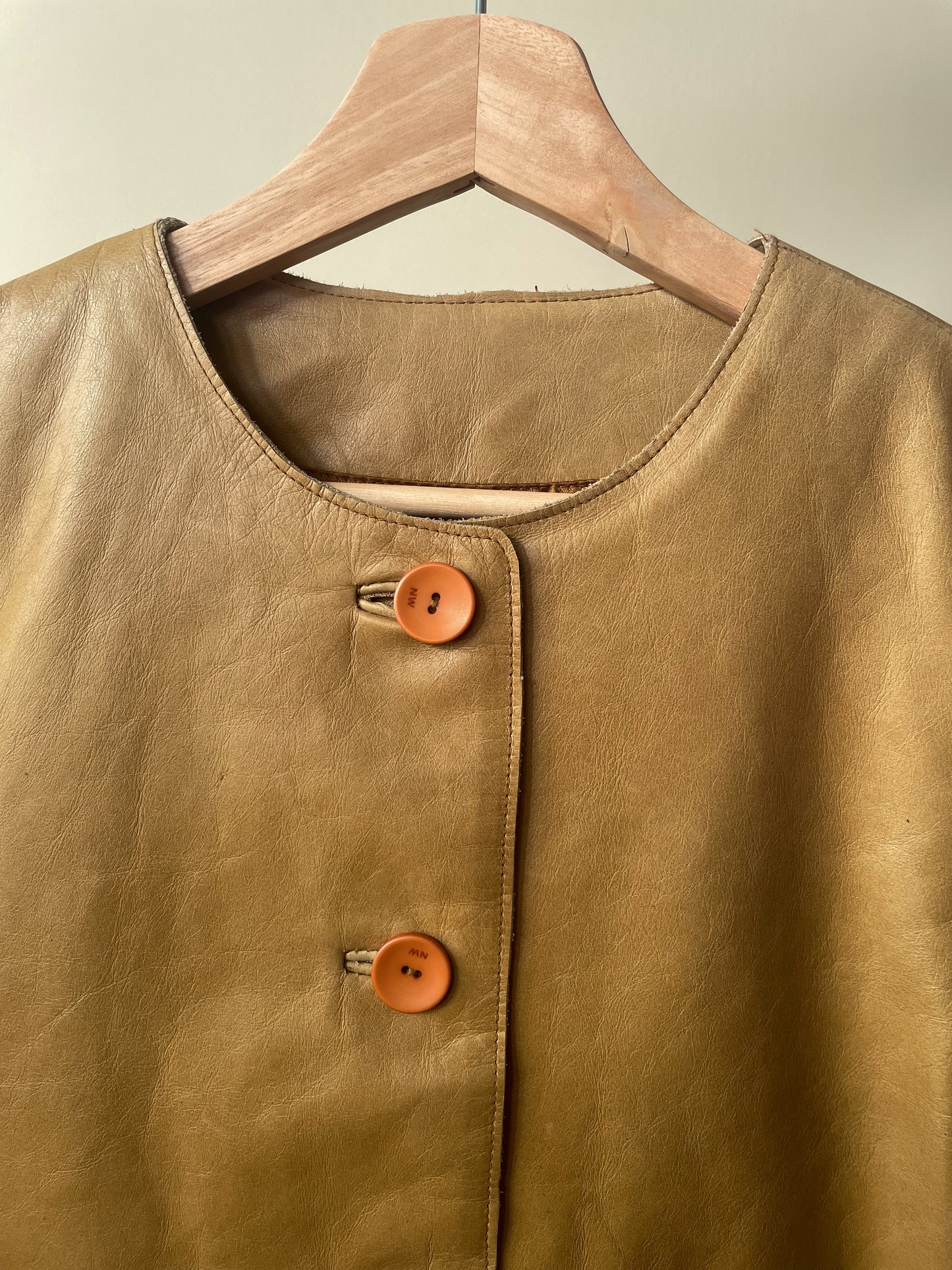 Vintage Designer Nine West Tan Leather Collarless Cropped Jacket