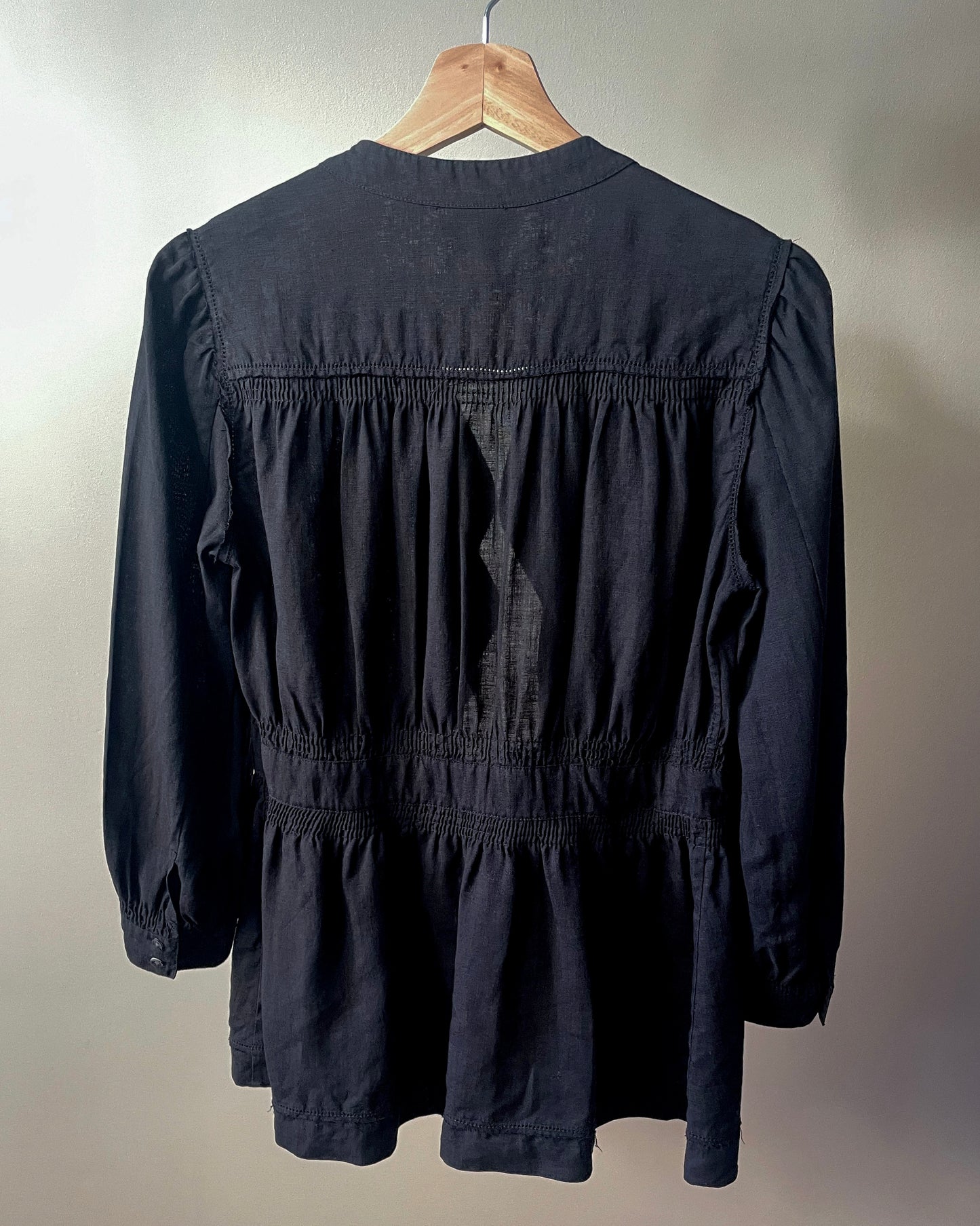 Vintage Designer DKNY Black Linen Ruffle Top